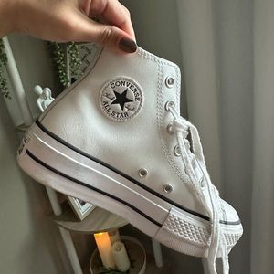Converse Chuck Taylor All Star Lift Platform Leather